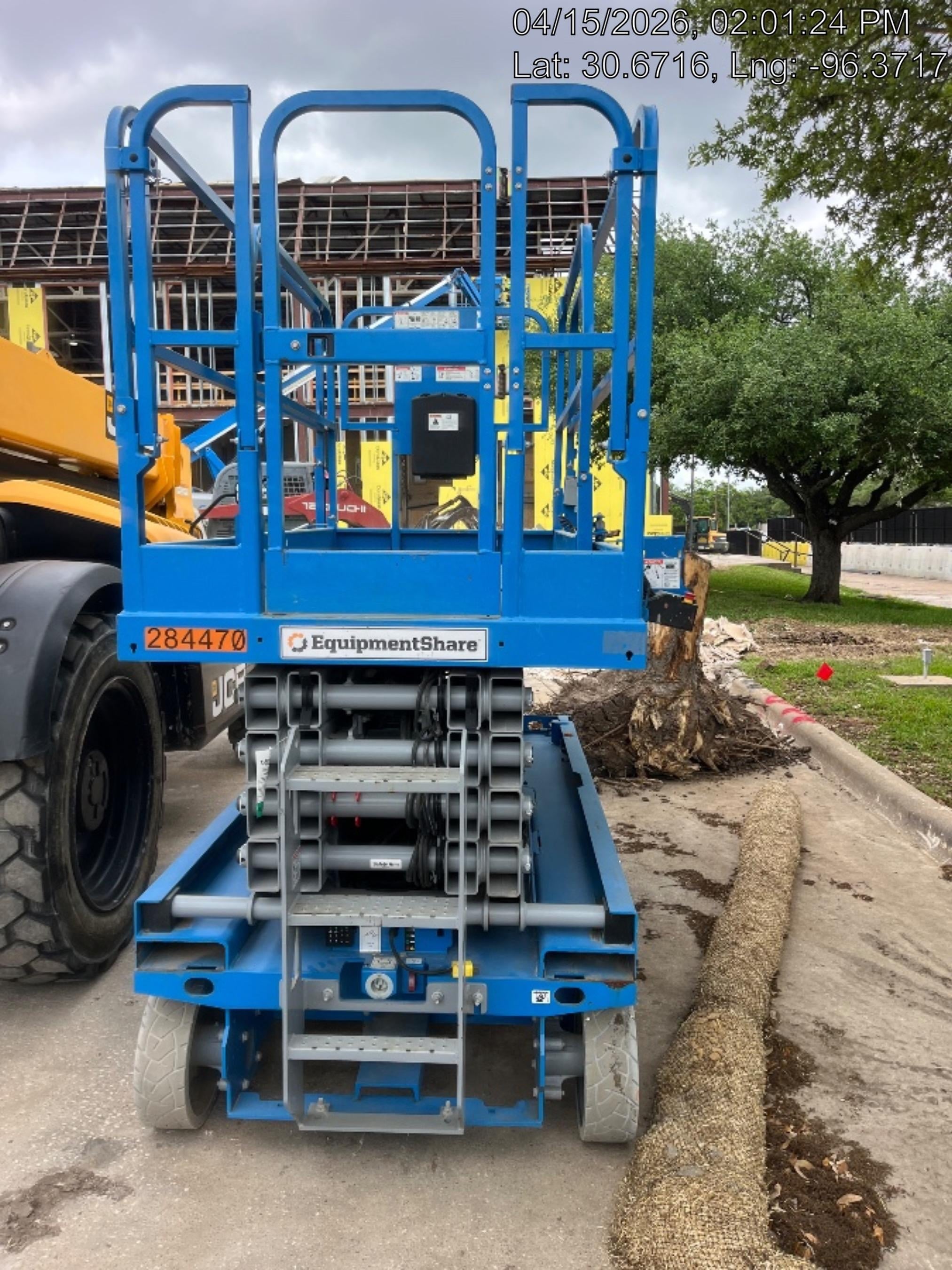 2022 GENIE GS-3246