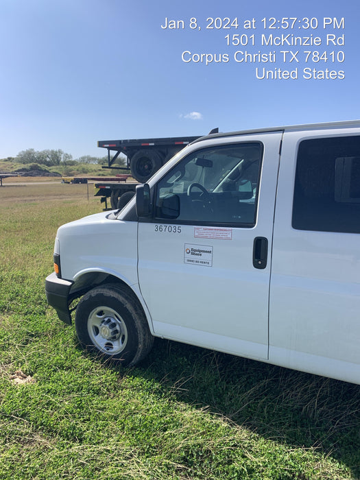 2023 CHEVROLET Express Van - Rental