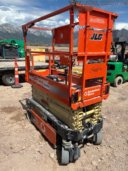 2023 JLG ES1932