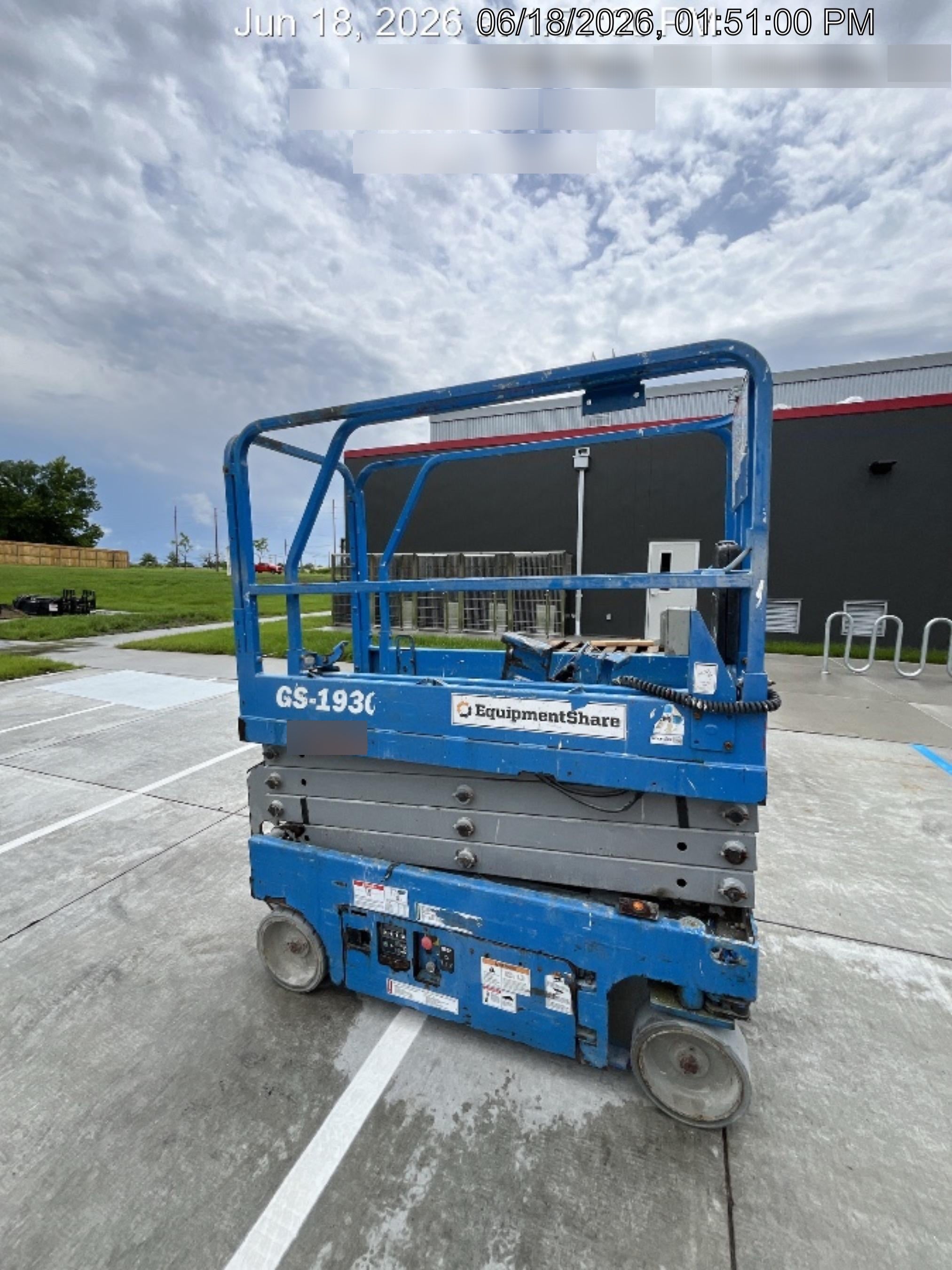 2019 Genie GS-1930 Fixed rails with chain Entry