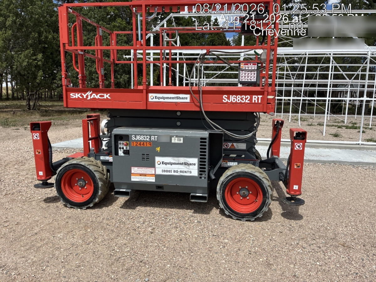 2021 SKYJACK SJ6832 RT