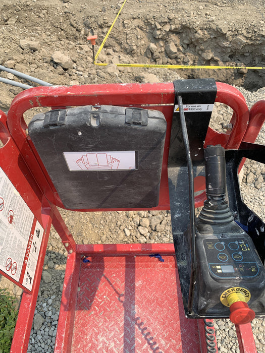 2020 MEC 1330SE Solid NM Tires, Steel Swing out Doors, LCS, Beacon, 900W Inverter