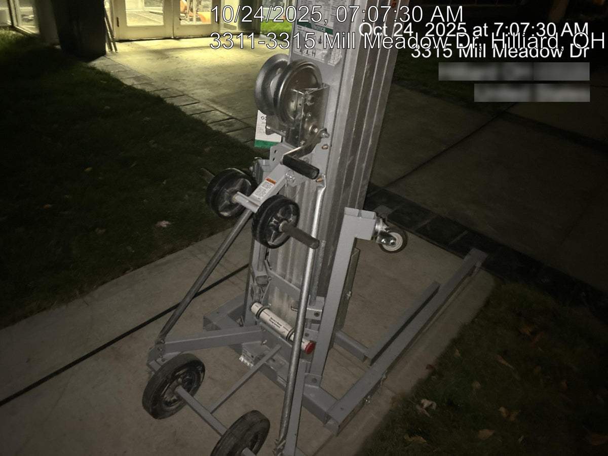2023 GENIE SLC-24