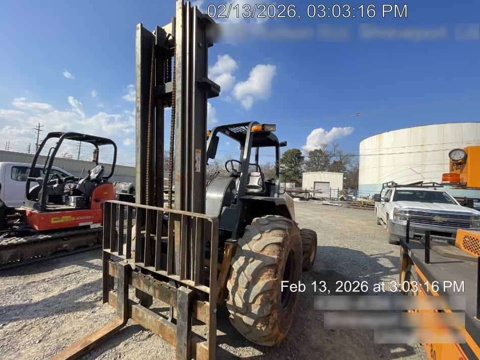 2019 CASE 588H