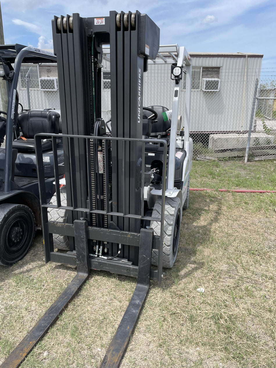 2022 UNICARRIER MUG1F2A30DV QUAD
