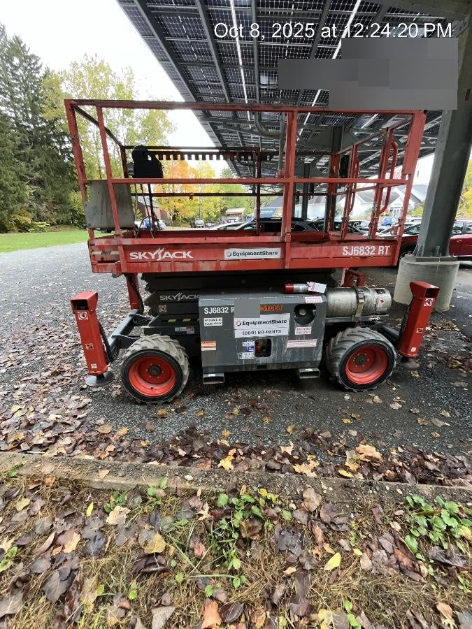 2022 SKYJACK SJ6832 RT