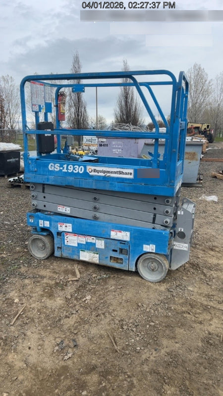 2019 Genie GS-1930 Half Height Swing Gate, 800W Inverter