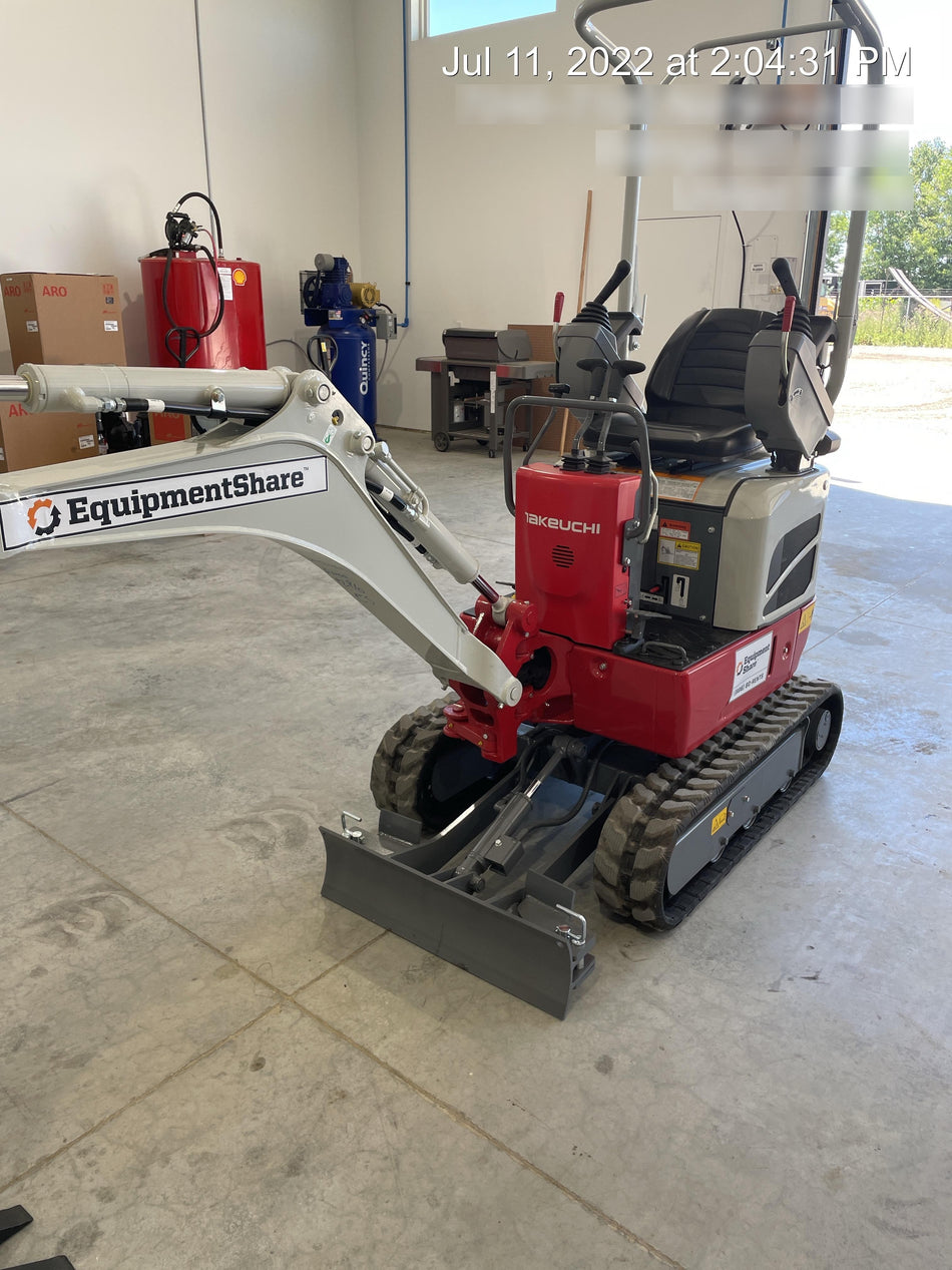 2022 TAKEUCHI TB210R