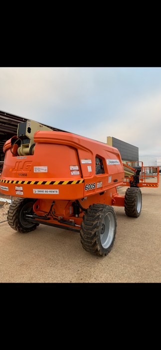 2020 JLG 600S