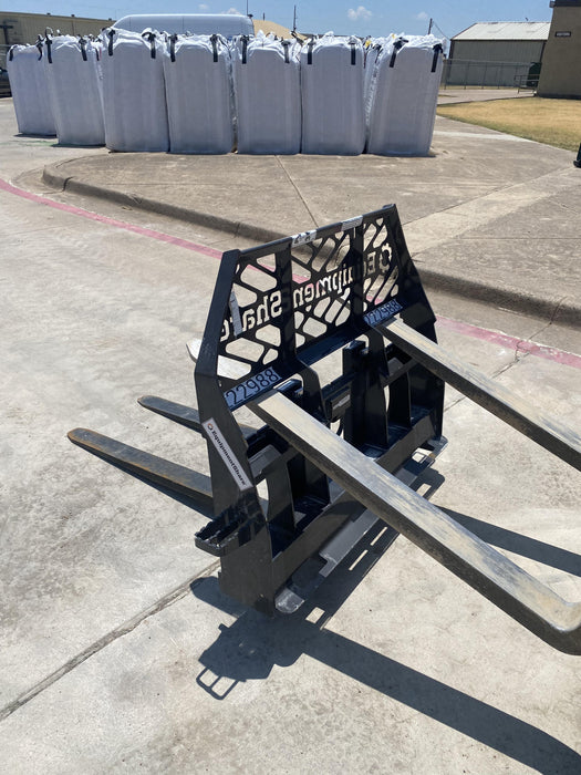 2022 PALADIN 48" Pallet Forks - Paladin