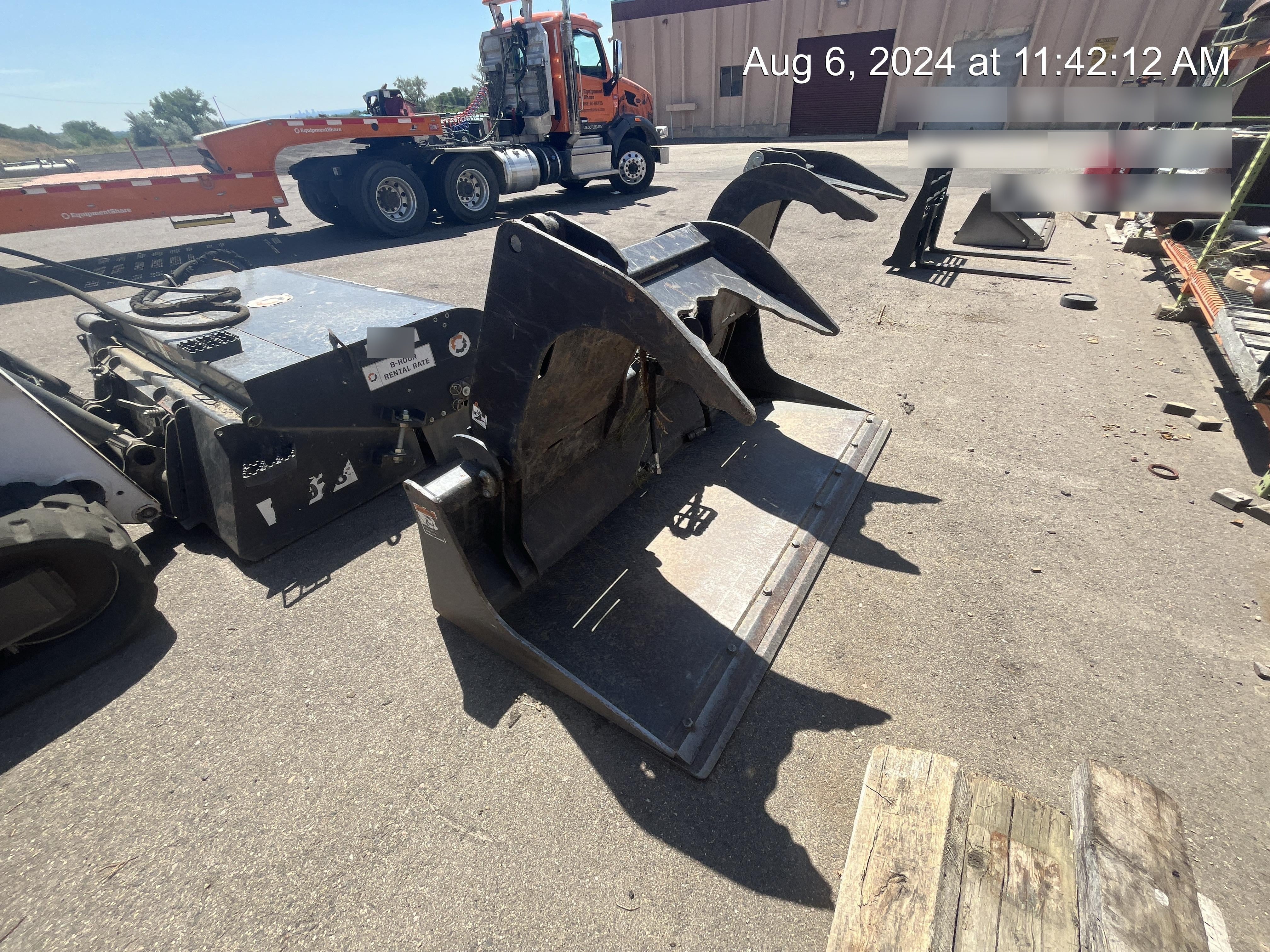 2018 PALADIN 76" Scrap Grapple Bucket - Paladin