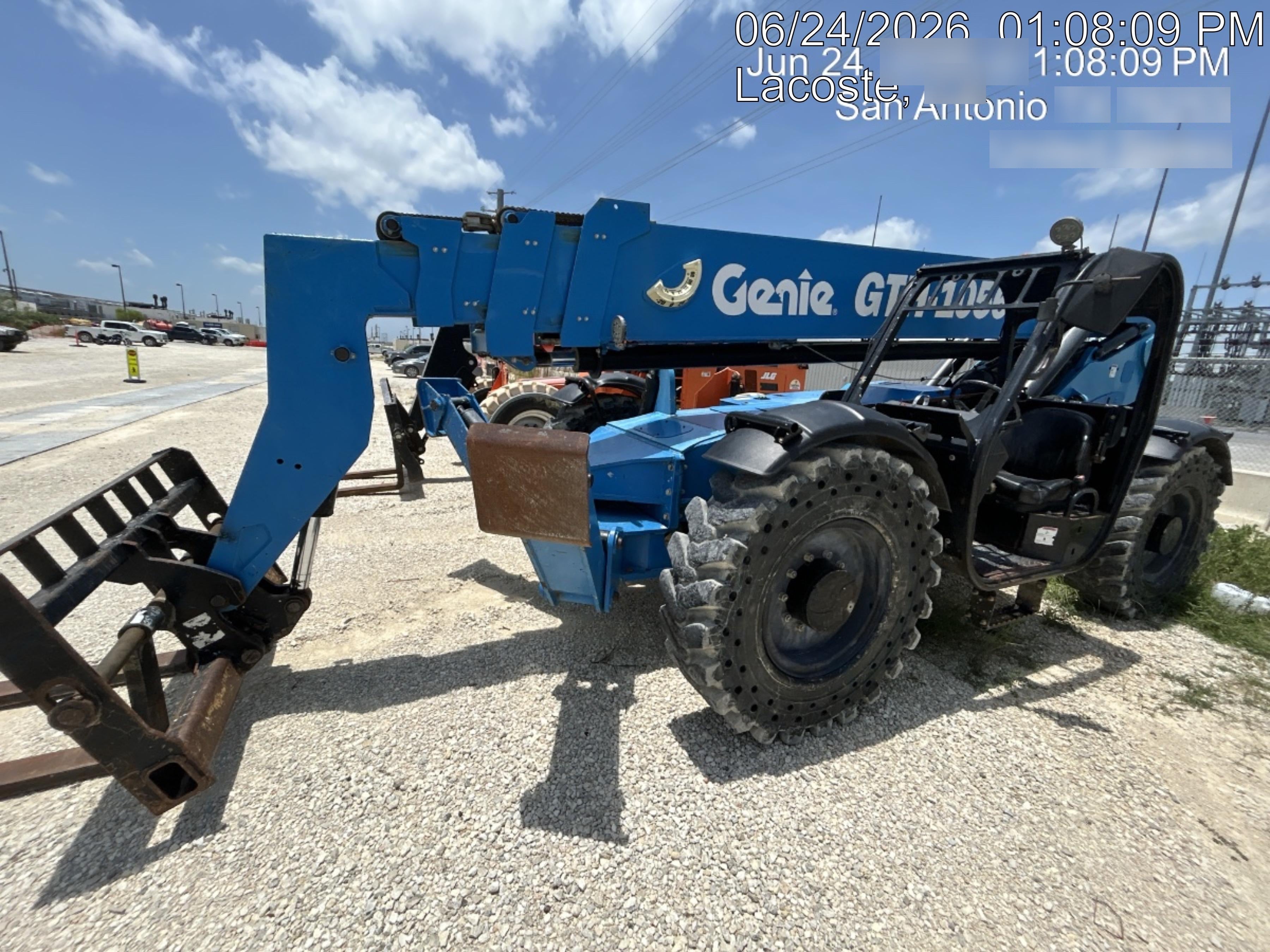 2017 Genie GTH-1056 Genie GTH1056, Solid Tires, 60" carriage, Open ROPS
