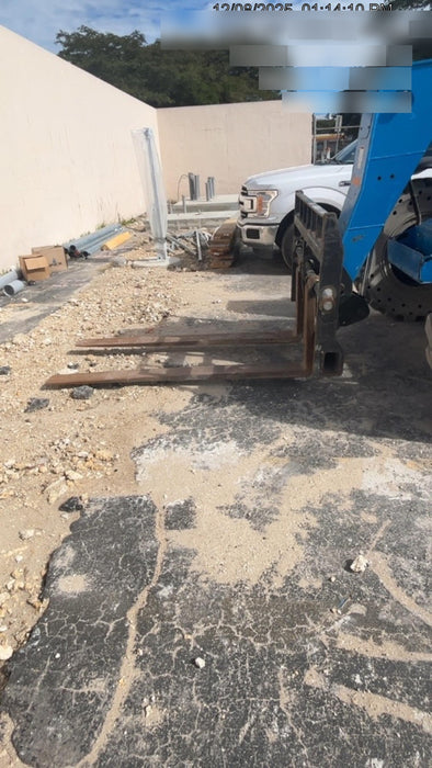 2020 Genie GTH-636 Canopy, Solid Tires, Work Lights, Beacon, Aux Hydraulics, Back up Alarm