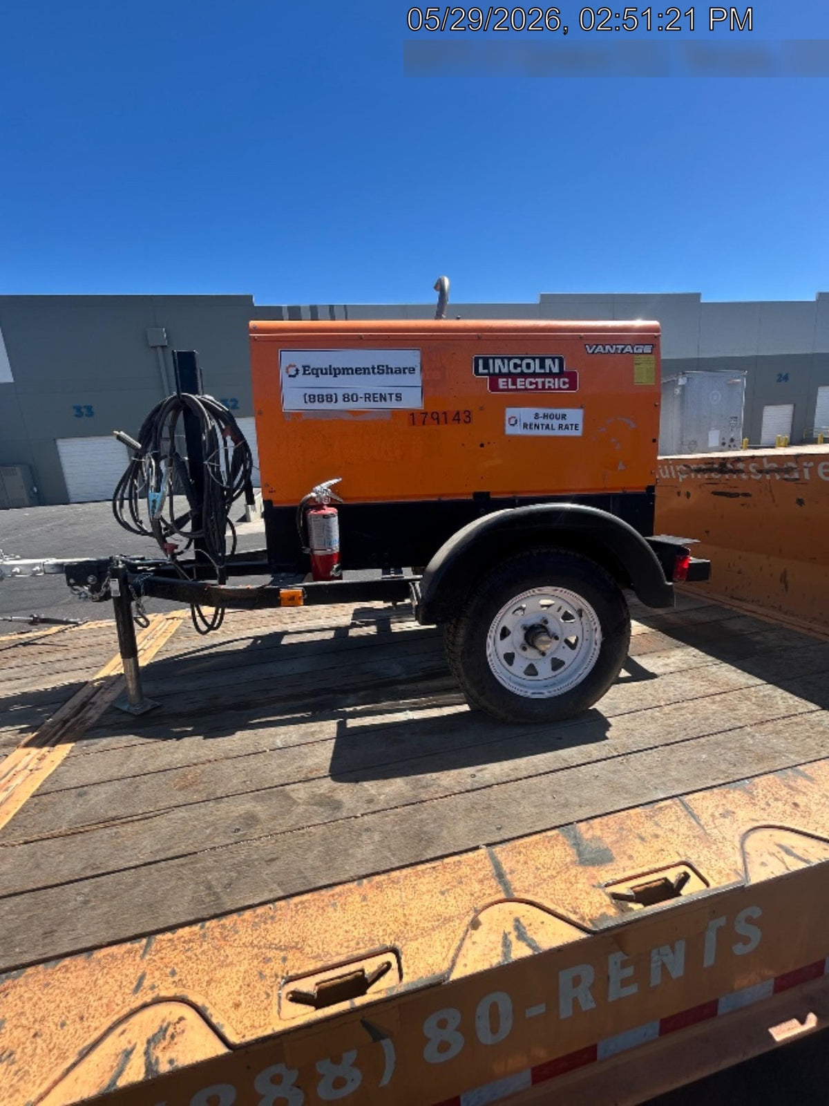 2021 Lincoln Electric Vantage 322 Vantage 322 Ready Pak 3 w/ Decals, ORANGE (includes trailer, cable rack, fender light kit) NO Telematics