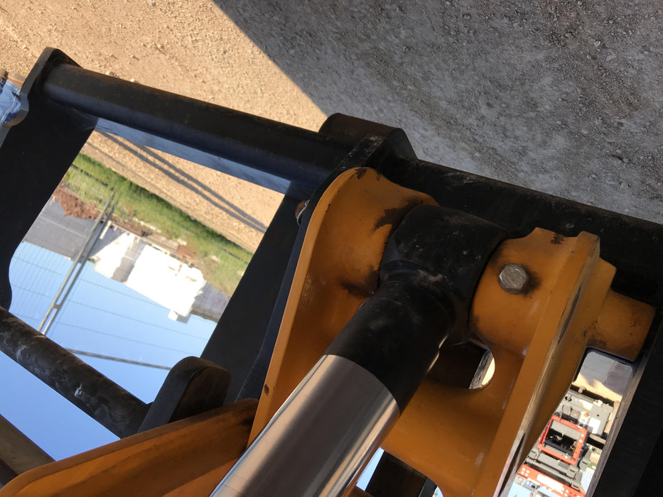 2020 JCB 510-56 Cab/Heat/Air, 74 HP, Solid Tires, STD Worklight, Beacon, Aux Hydraulics, Lifting Eye, Back up Alarm w/66" Carriage/60" Forks