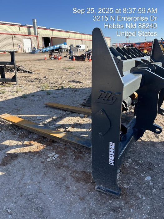 2025 CASE Case 96" Fork Set