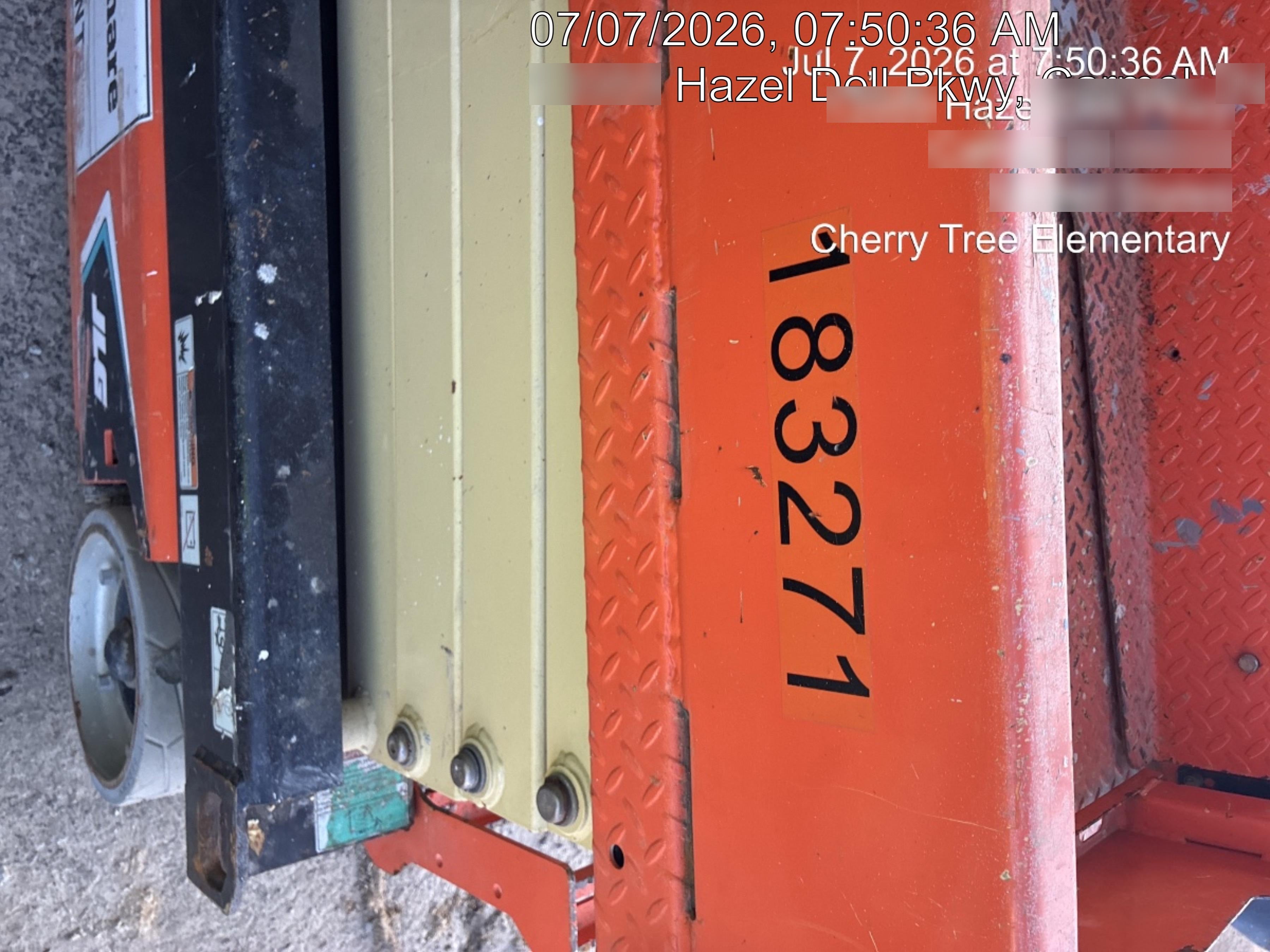 2021 JLG ES1932