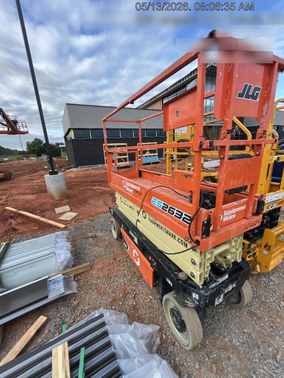2023 JLG ES2632