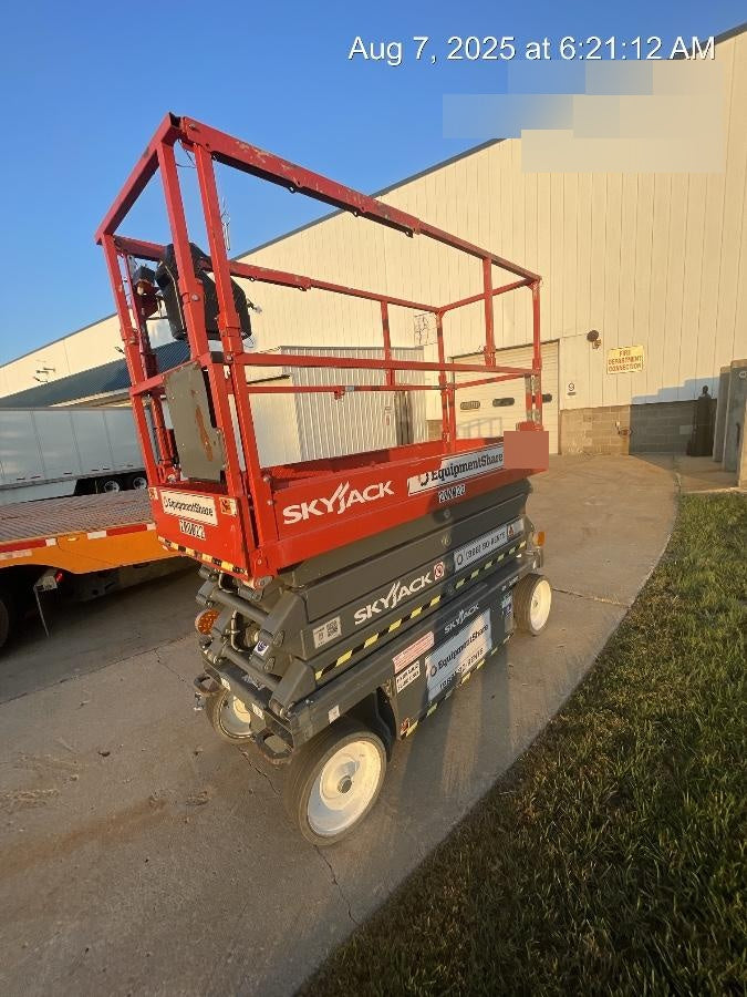 2021 SKYJACK SJ3226
