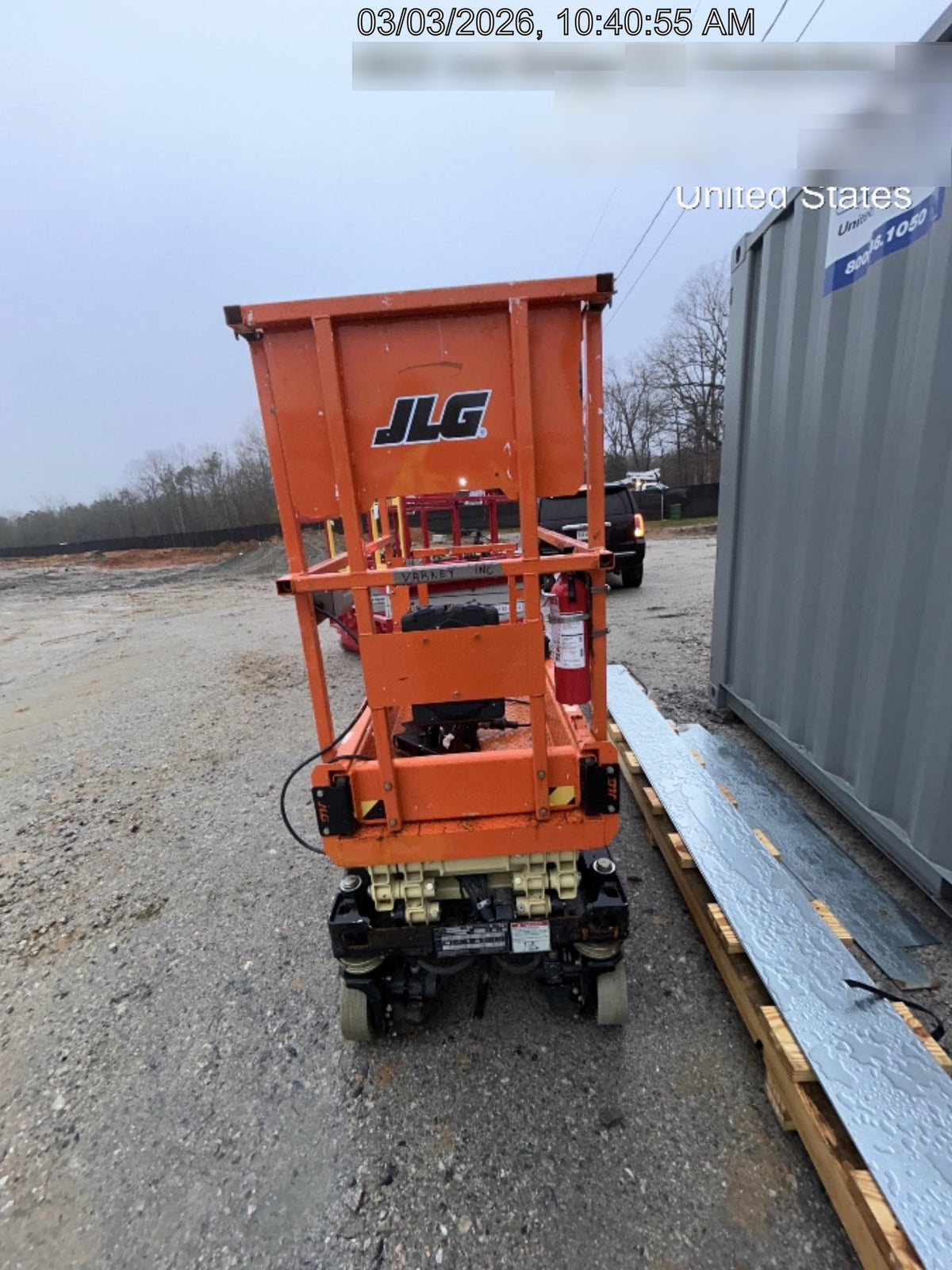 2022 JLG ES1330L