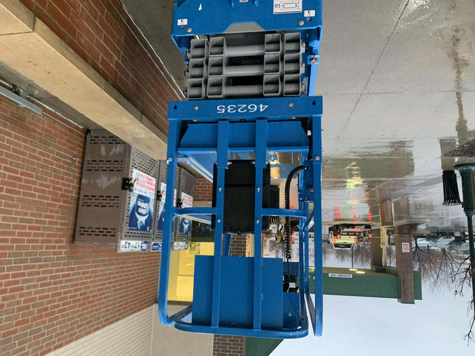 2019 Genie GS-1930 Fixed rails with chain Entry