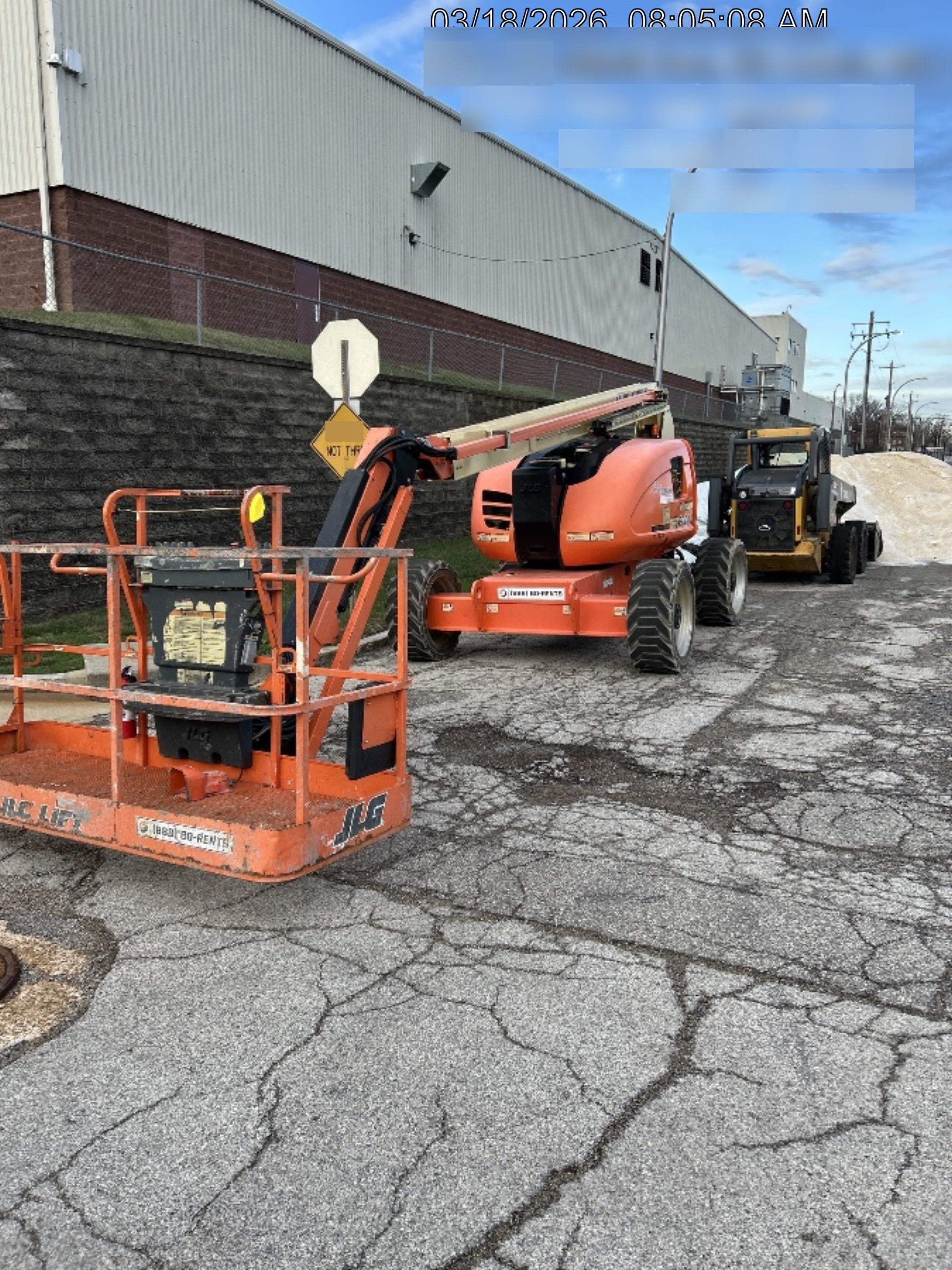 2021 JLG 600AJ