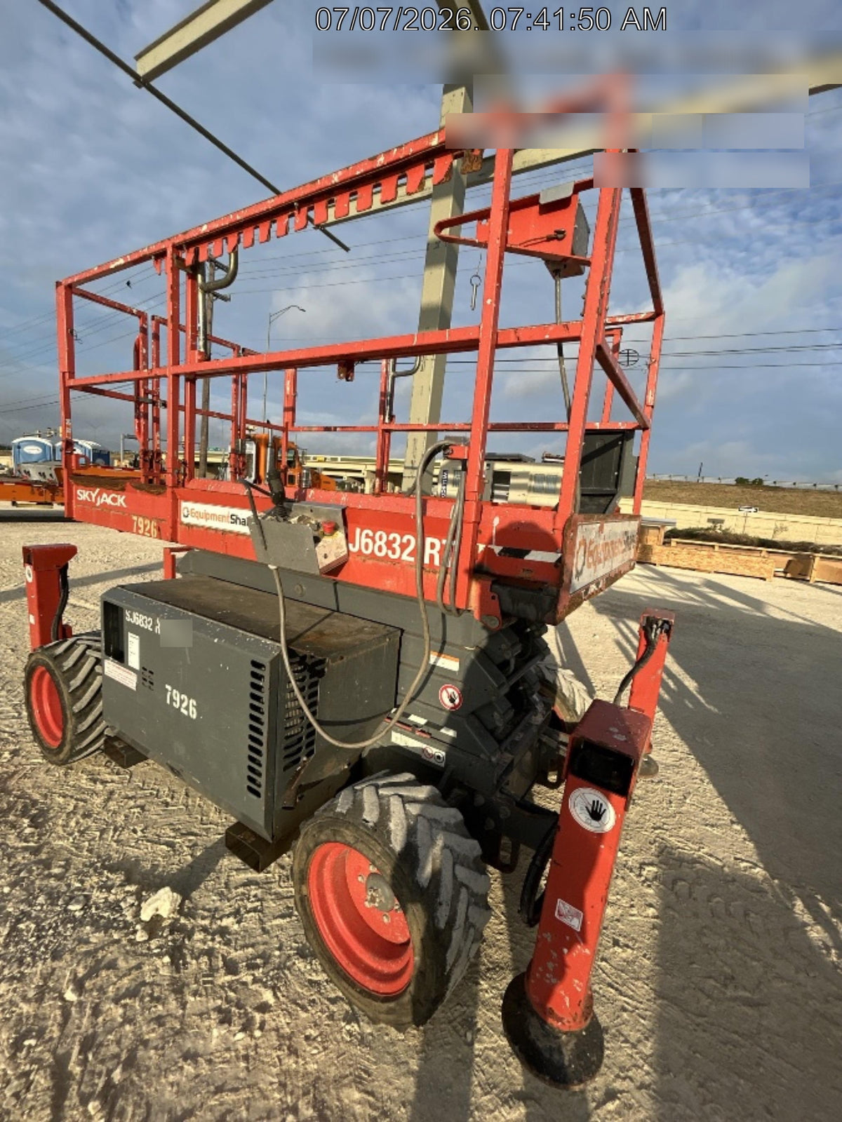 2018 SKYJACK SJ6832 RT