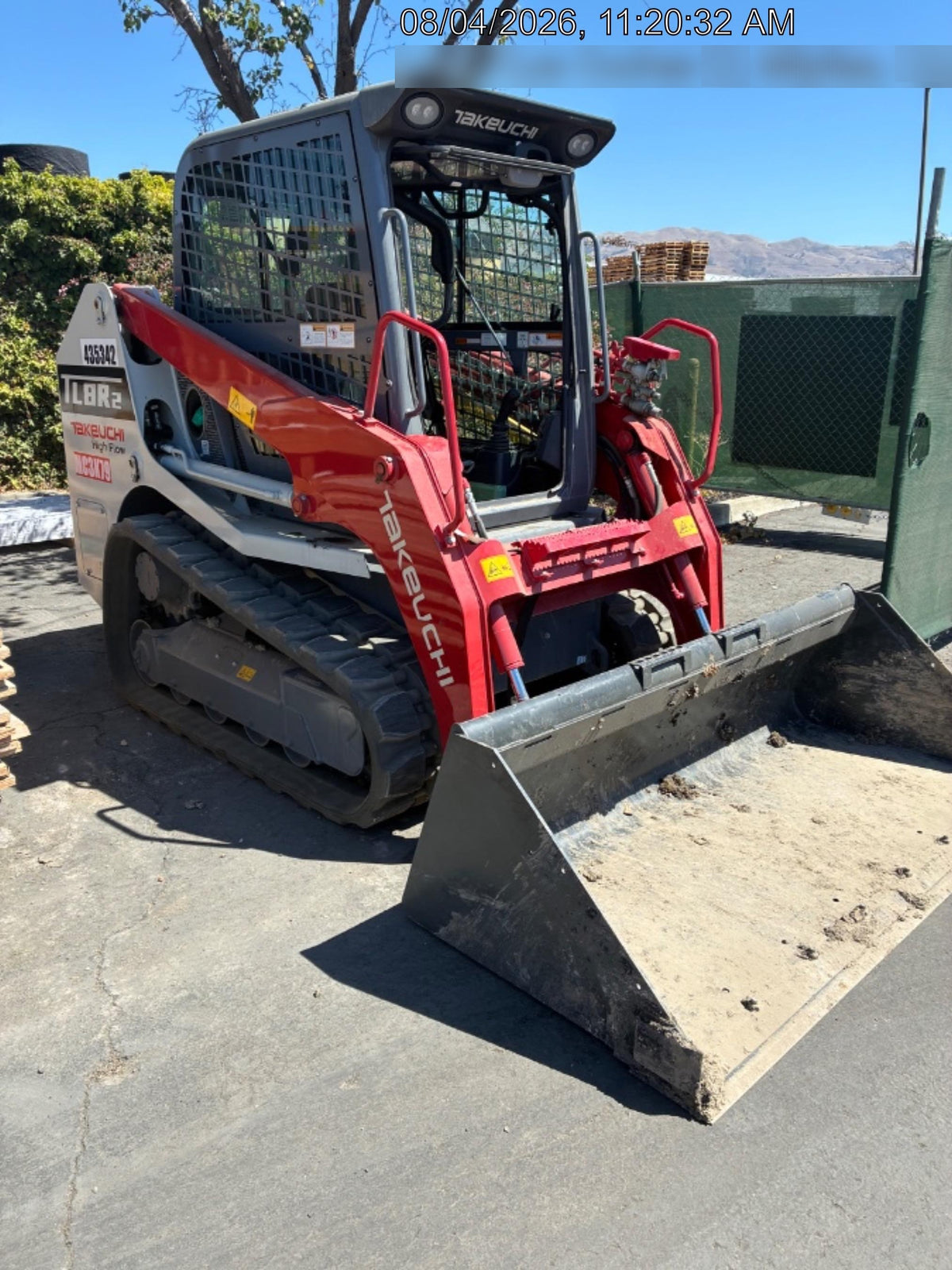 2024 TAKEUCHI TL8R2-CRH