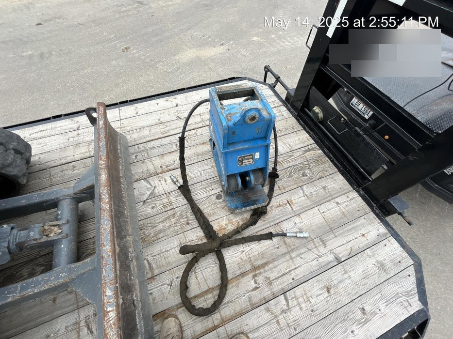 2022 OKADA 12" Plate Compactor - Mini Excavator
