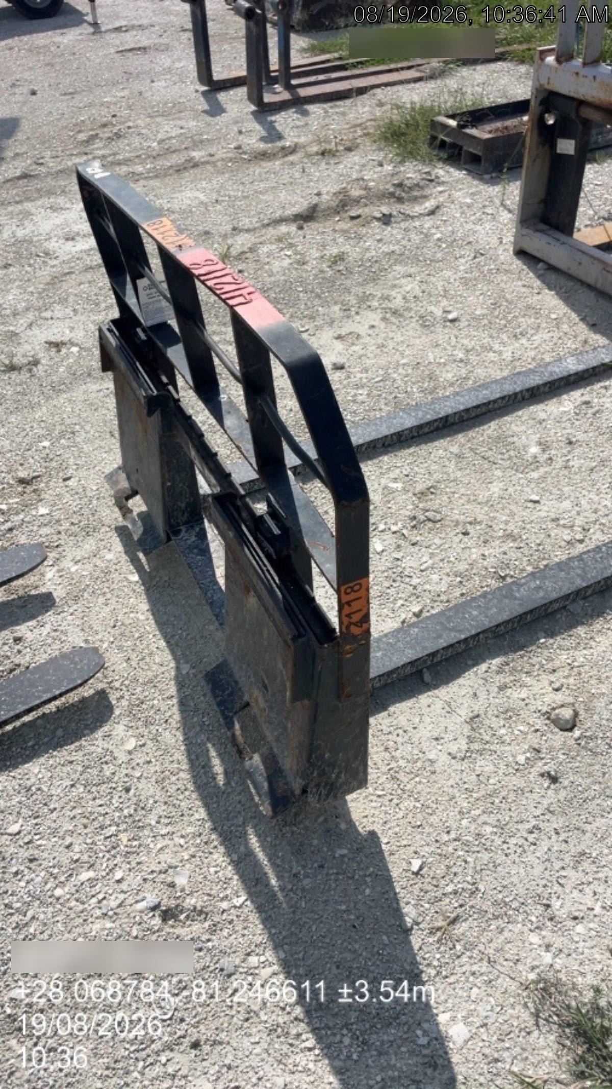2024 ARROW MATERIAL HANDLING 24" Pallet Fork Frame