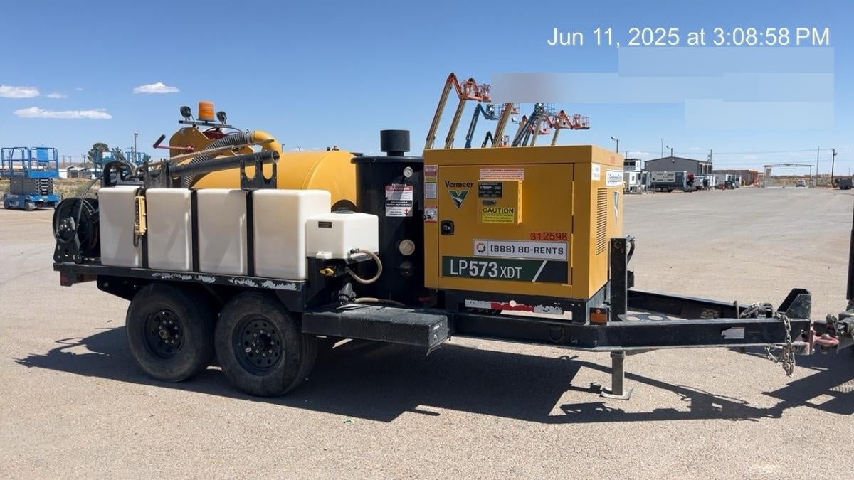 2023 VAC-TRON LP573XDT