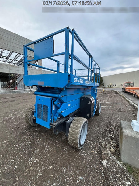 2020 GENIE GS-4390 RT