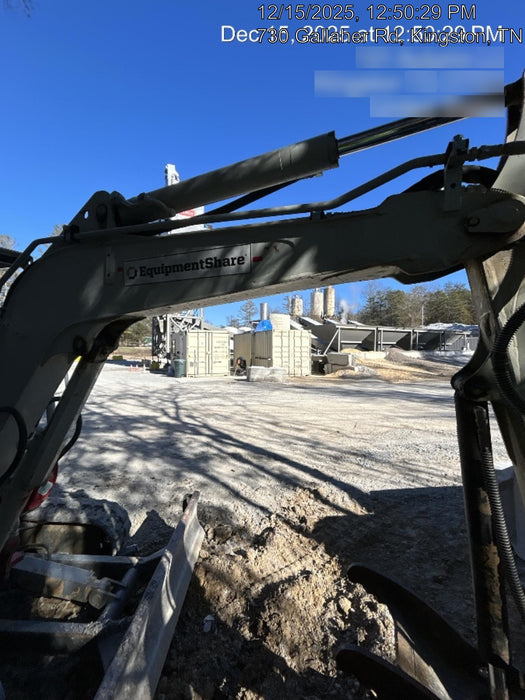 2021 TAKEUCHI TB235-2R