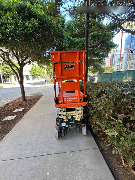 2024 JLG ES1932