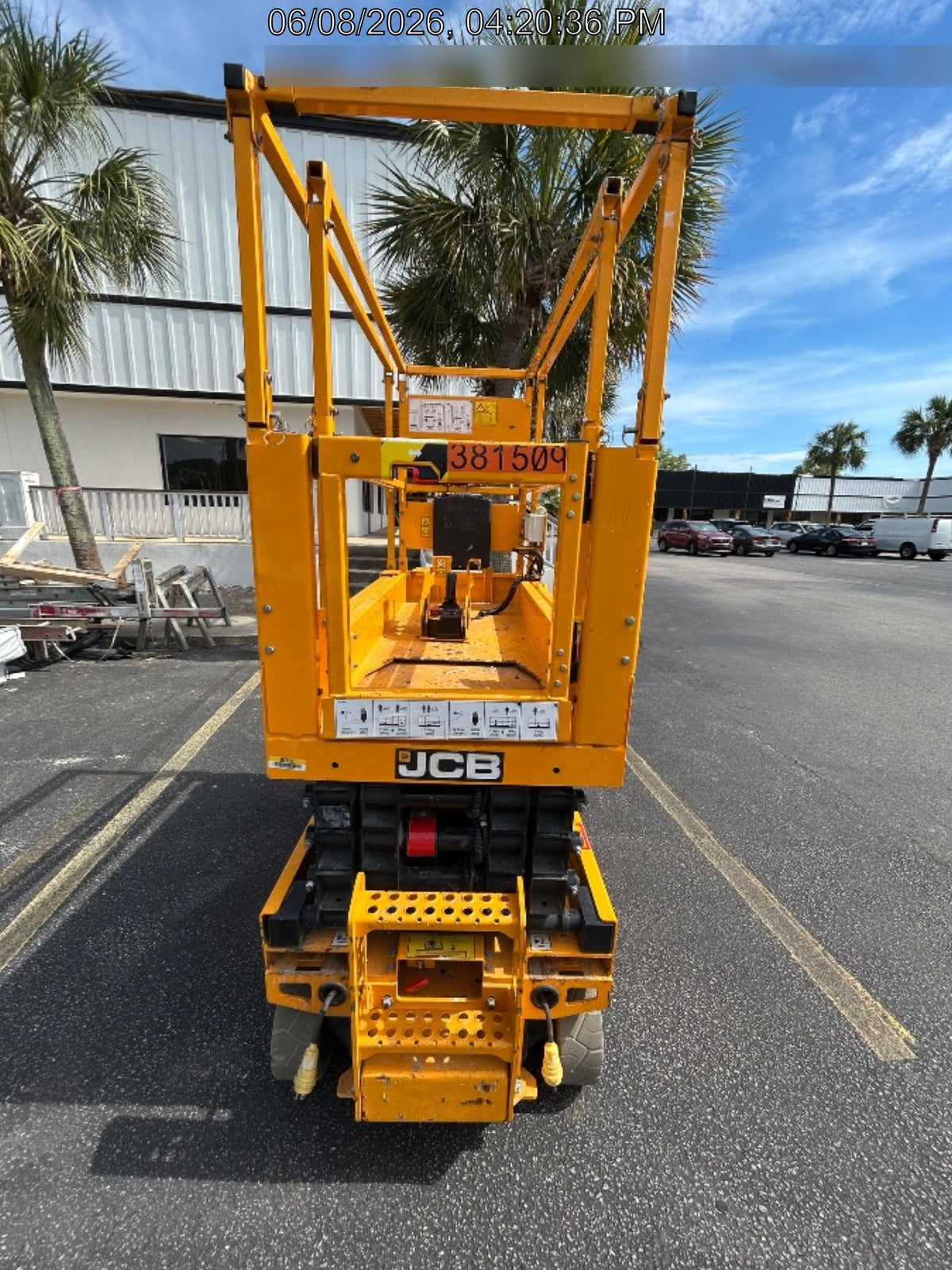 2024 JCB S1932E