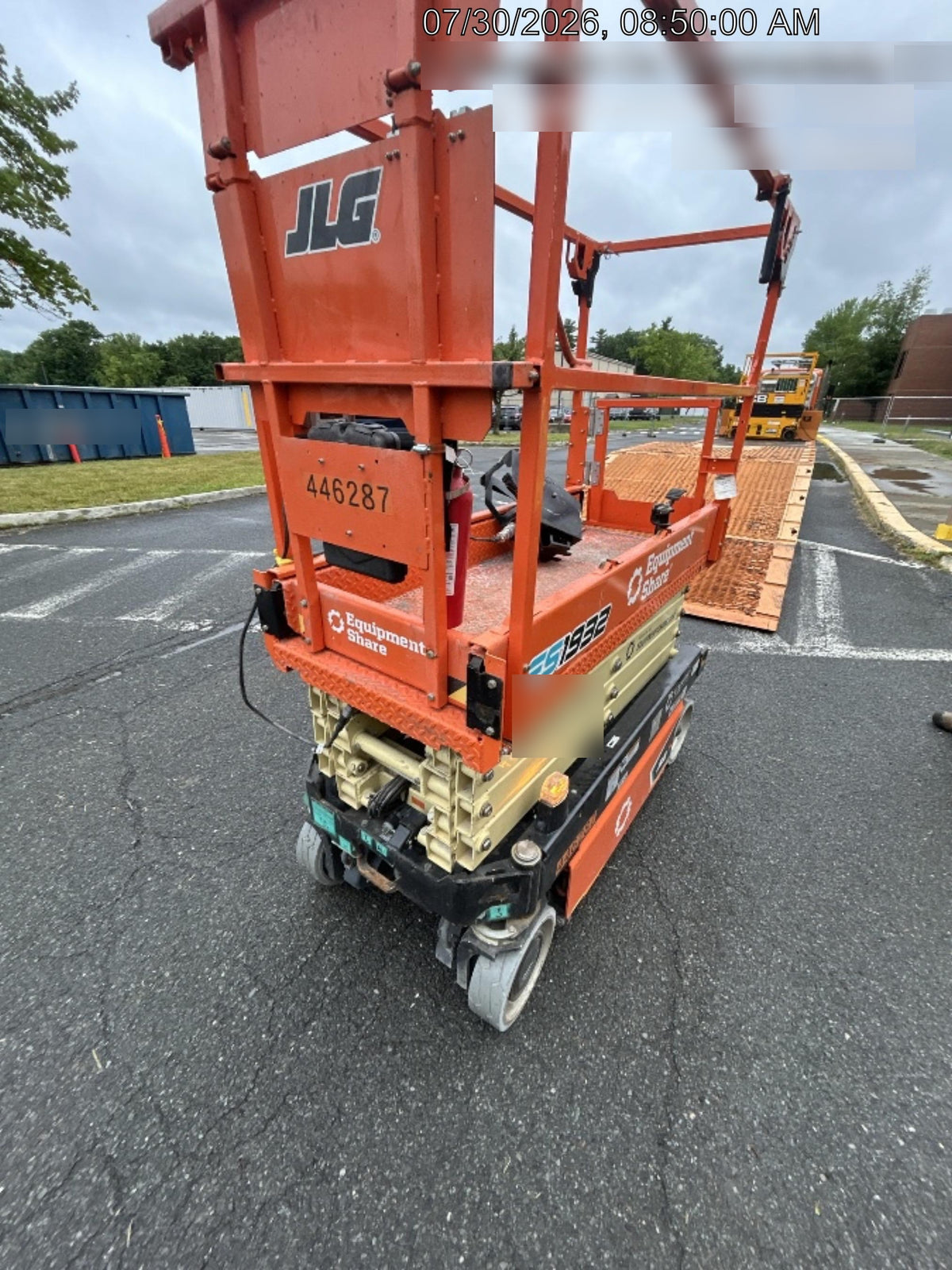 2024 JLG ES1932