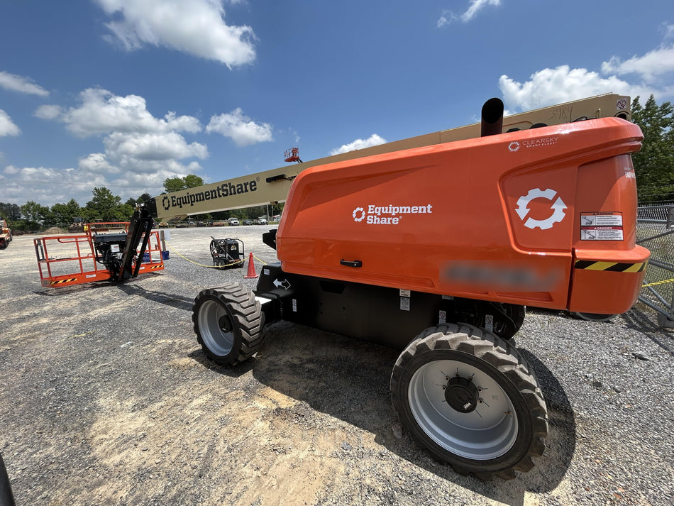 2025 JLG 660SJ