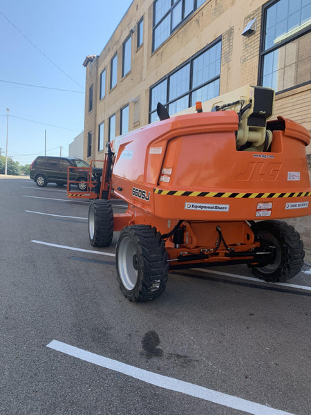 2021 JLG 660SJ