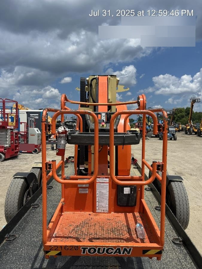 2022 JLG 26E
