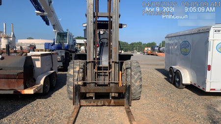 2019 CASE 588H