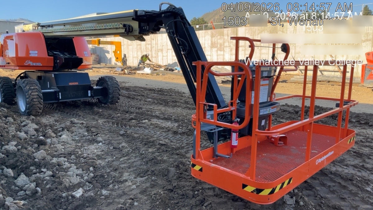 2025 JLG 660SJ