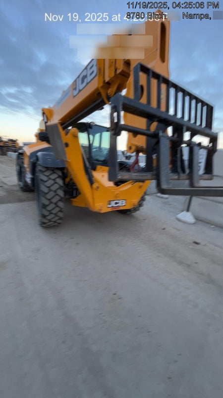 2022 JCB 510-56