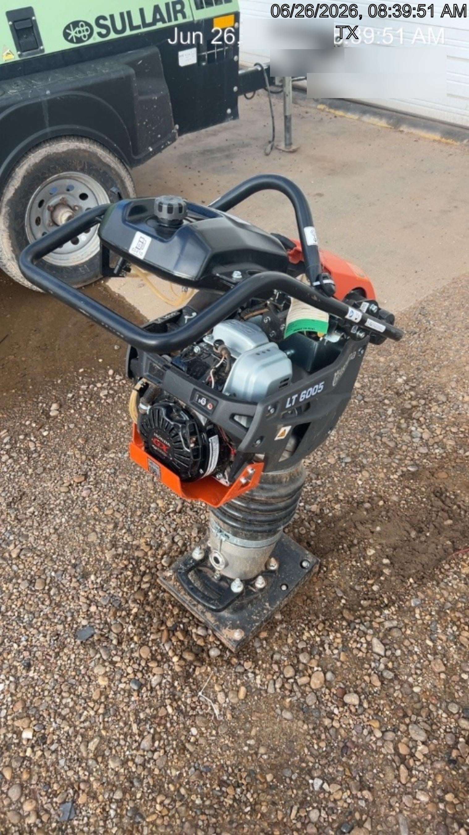 2025 HUSQVARNA LT6005