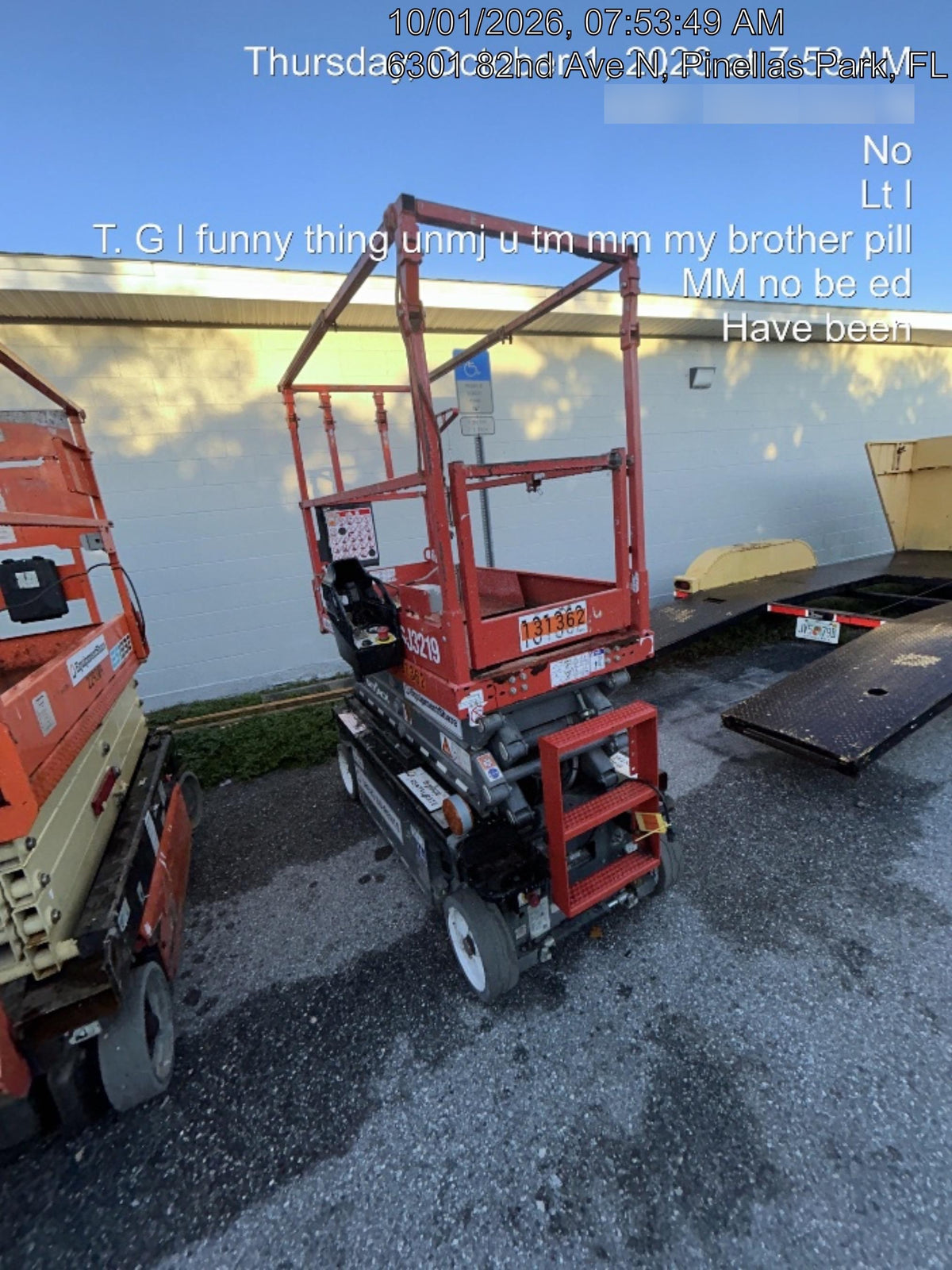 2022 JLG ES1932
