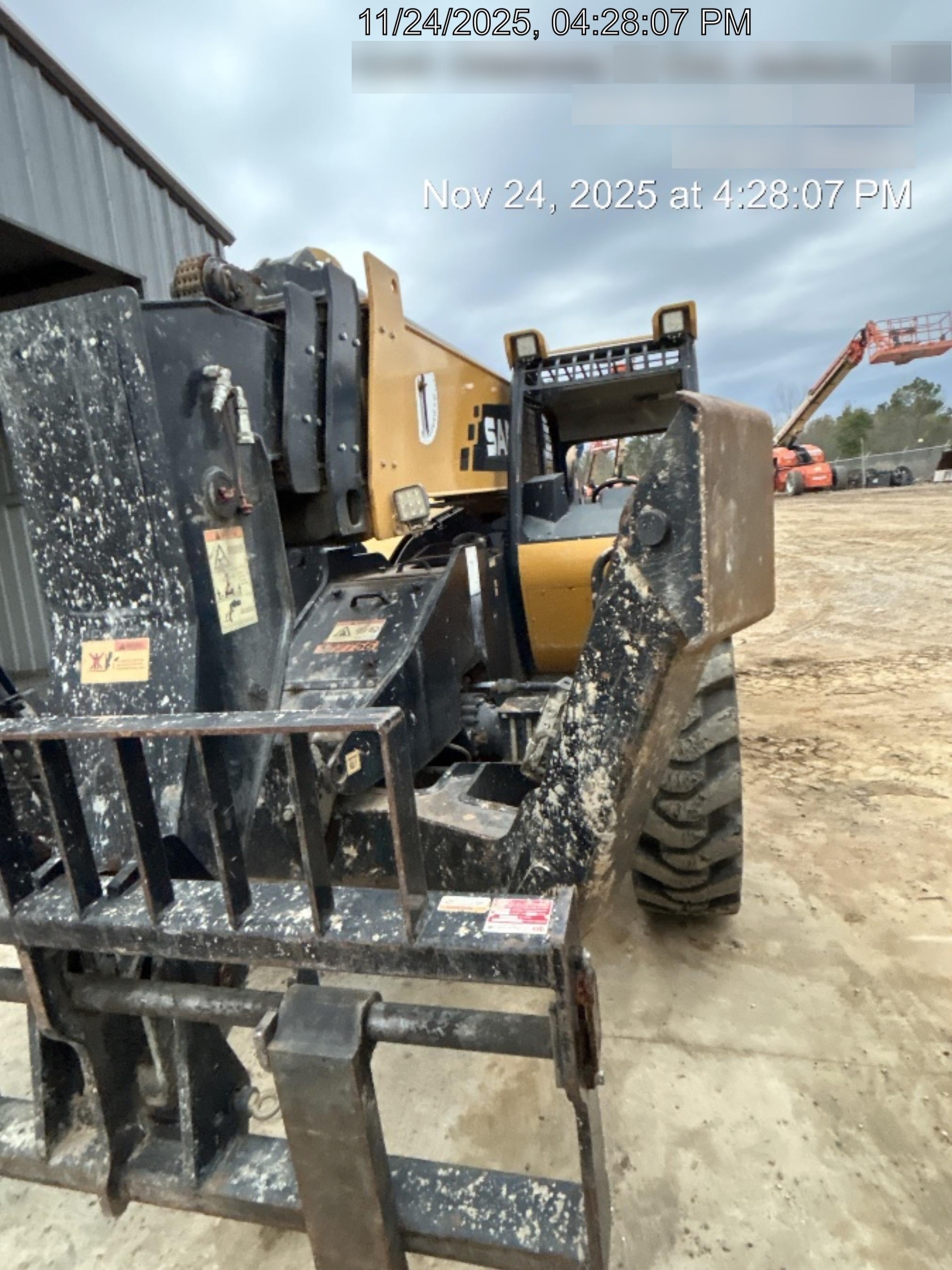 2021 SANY STH1056