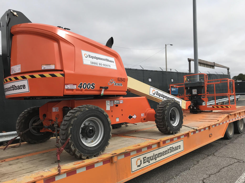 2020 JLG 400S