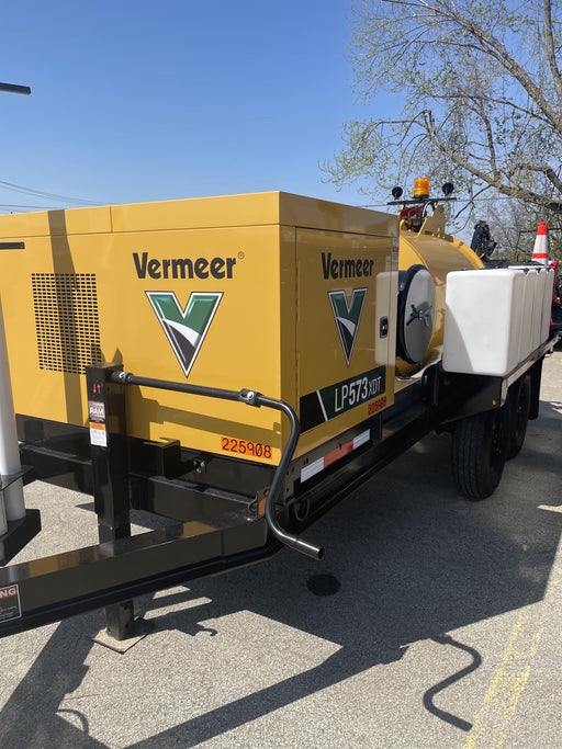 2022 Vac-Tron LP573XDT T4 Koehler Diesel Engine, 500 Gallon Debris Tank, x2 100 Gallon Water Tanks