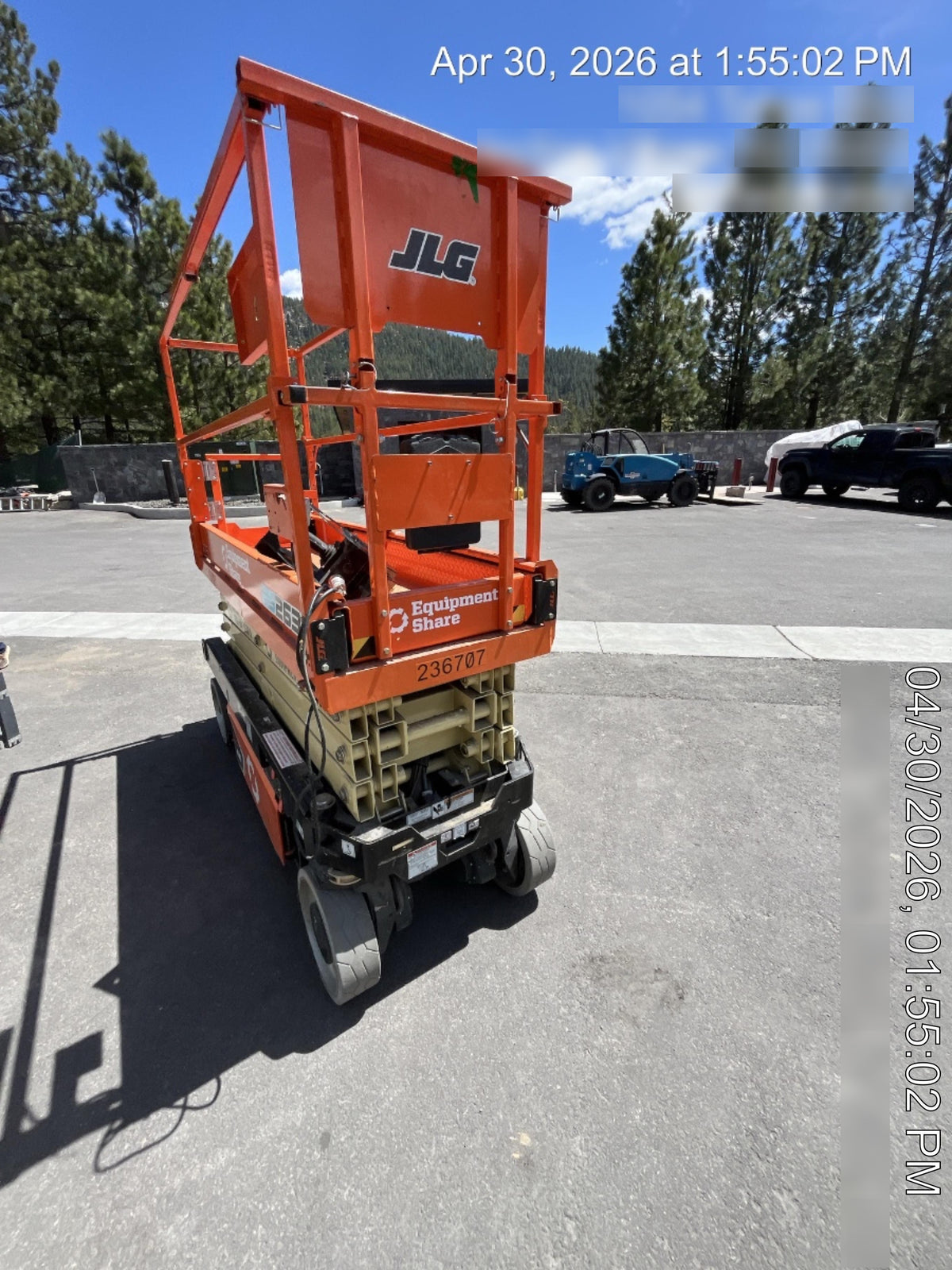 2022 JLG ES2632