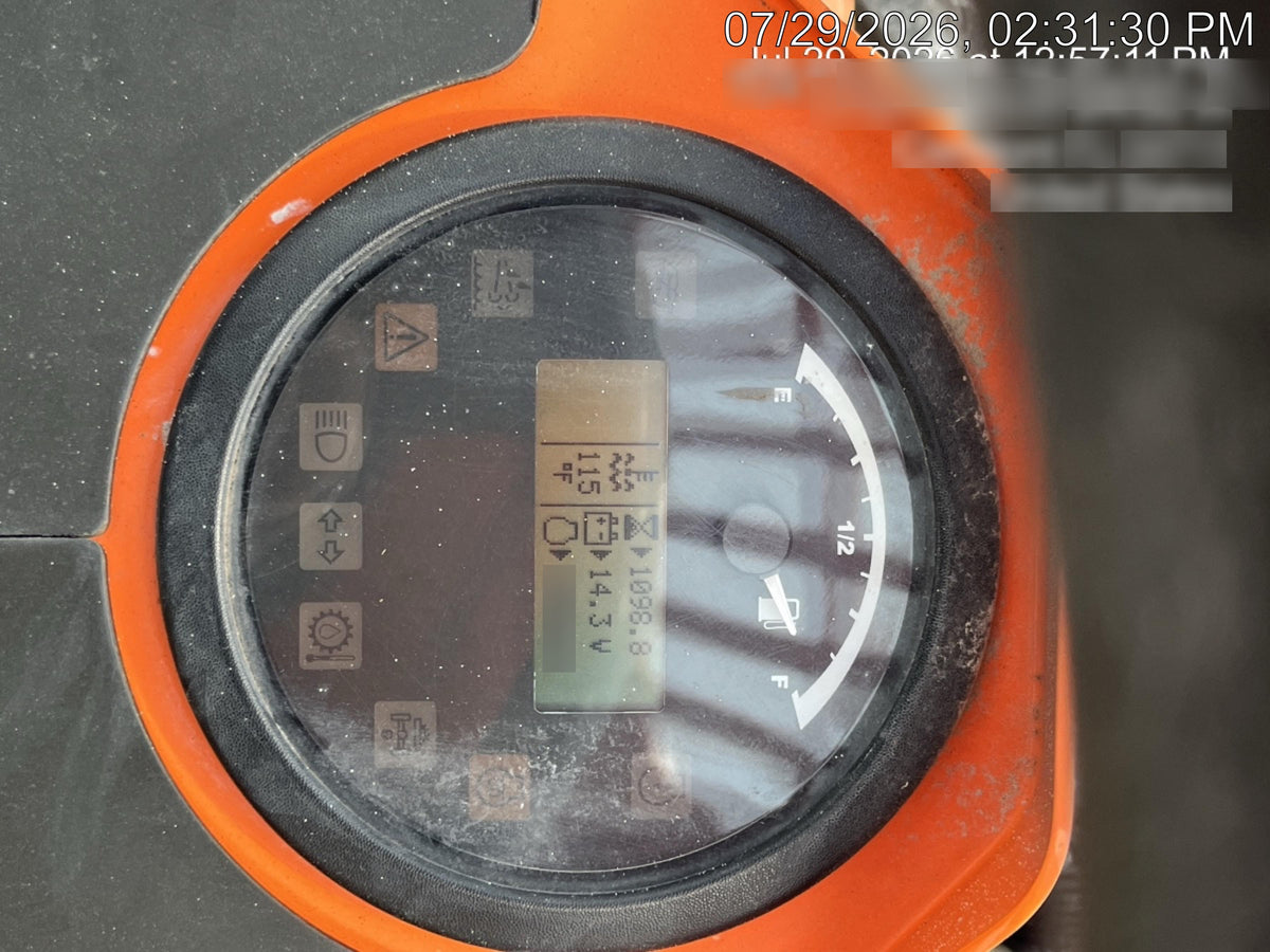 2023 SKYTRAK 8042