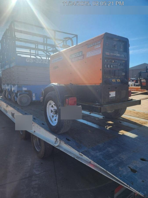 2021 Lincoln Electric Vantage 322 Vantage 322 Ready Pak 3 w/ Decals, ORANGE (includes trailer, cable rack, fender light kit) NO Telematics